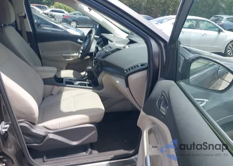 2017 Ford Escape Se from USA, damaged, VIN 1FMCU9GD0HUA69169